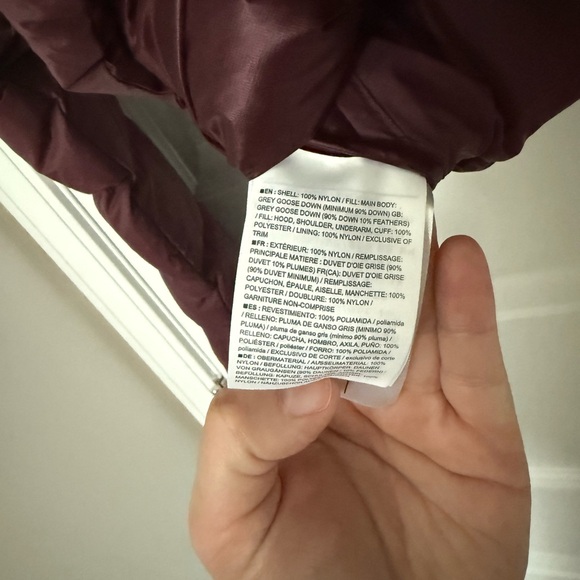 Arc'teryx Maroon Women's Jacket - Picture 6 of 7